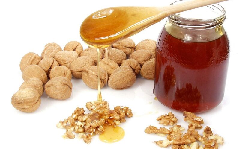 Καρύδια με μέλι - ένα απλό και νόστιμο πιάτο που βοηθά στην αντιμετώπιση της ανικανότητας